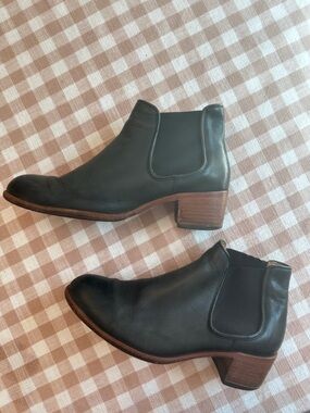 Women's Black Leather Chelsea Ankle Boots with Wood Block Heel, sz 38